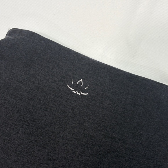 Beyond Yoga x Peloton Black Jacket - Picture 3 of 8